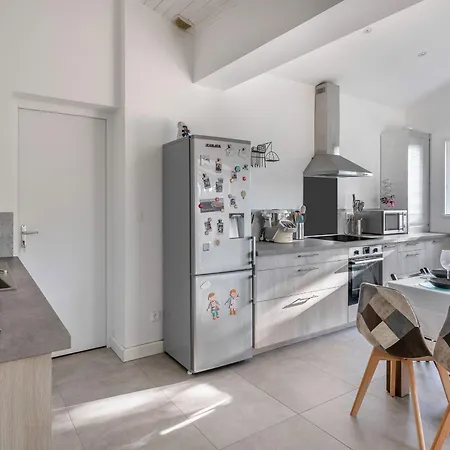 Jacuzzi Maison Pour 11 Au Calme A 500m Дом отдыха